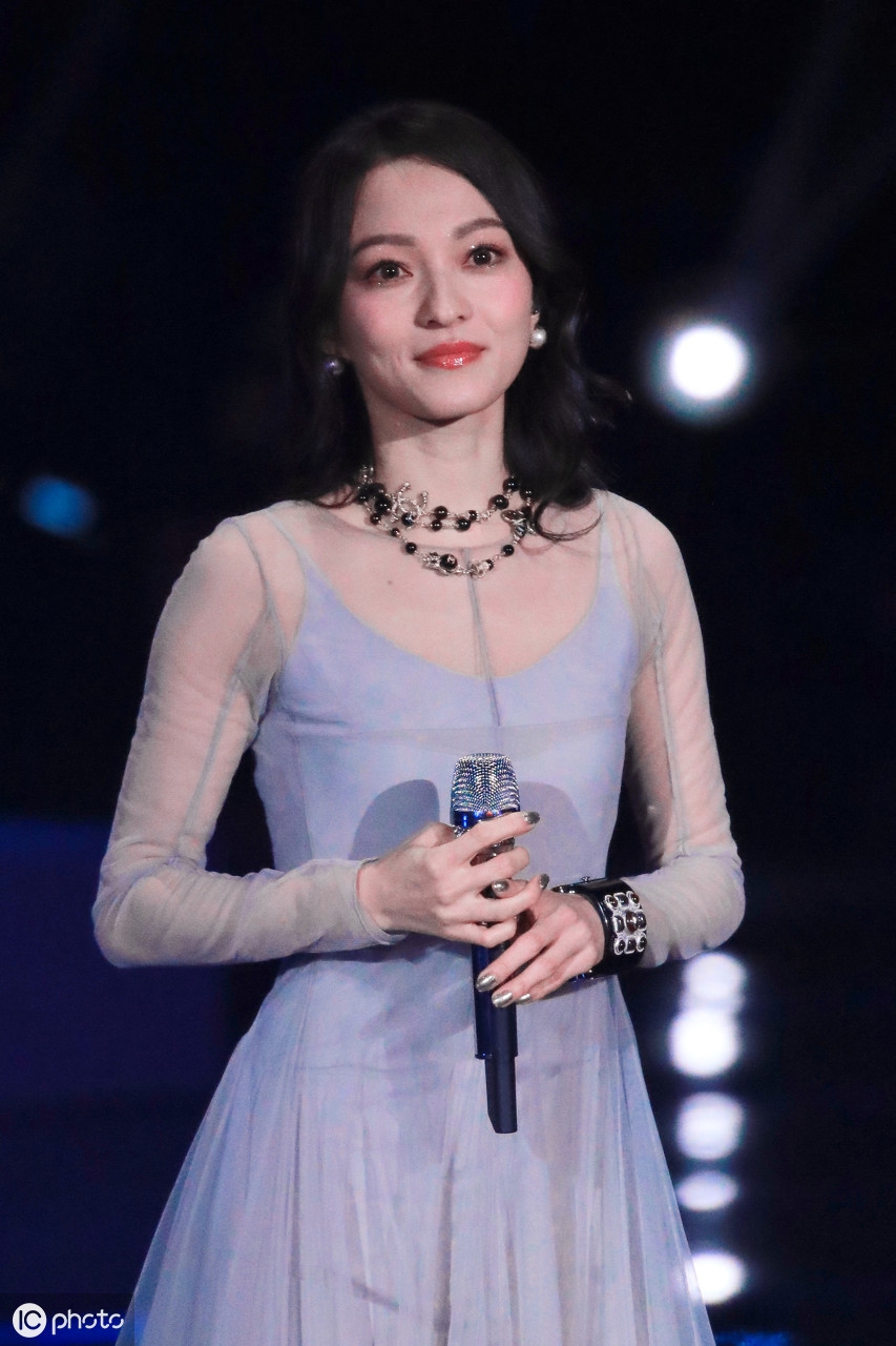 9月9日,北京,2017芭莎明星慈善夜(图片来自 ic photo) 2018年10月31日