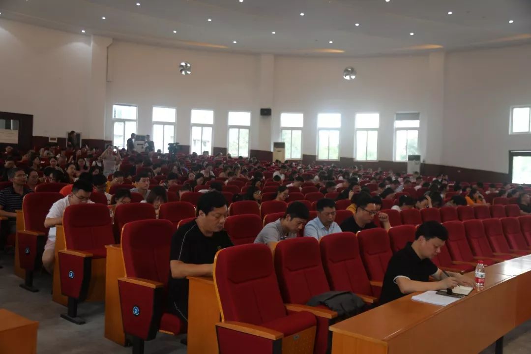 加强管理,新建了方山小学,潘郎小学等高标准校舍;大溪二中扩建,大溪