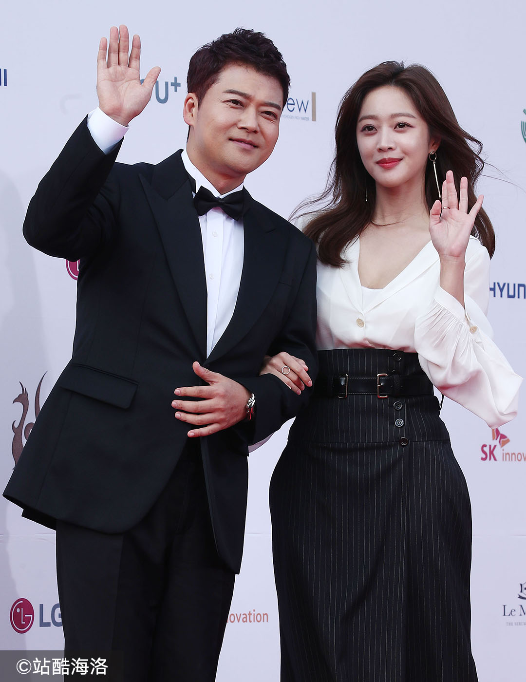 38岁张娜拉"圈钱门"10年重回荧屏 近照曝光