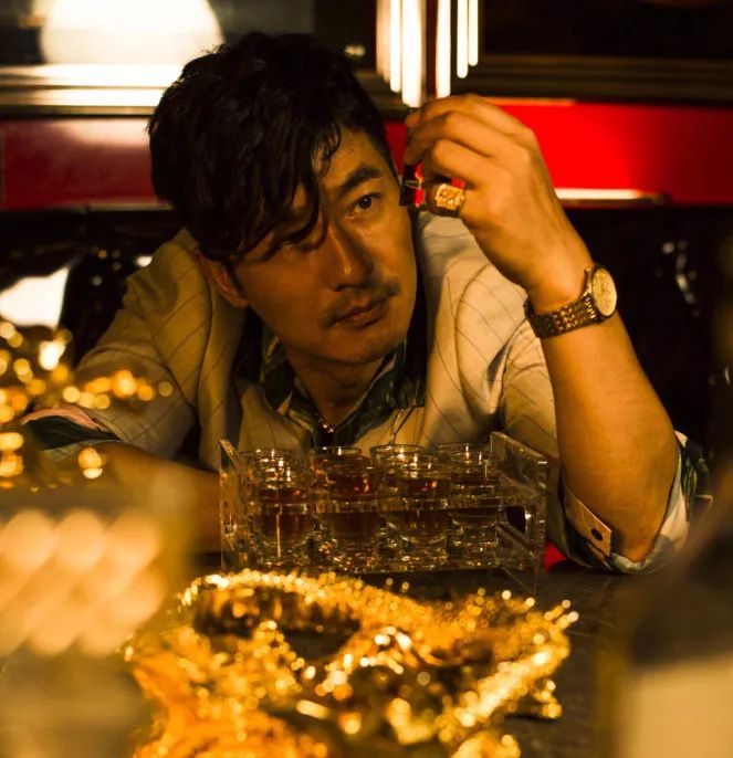 又清纯又欲,长成这样居然还在暗恋?!_花党