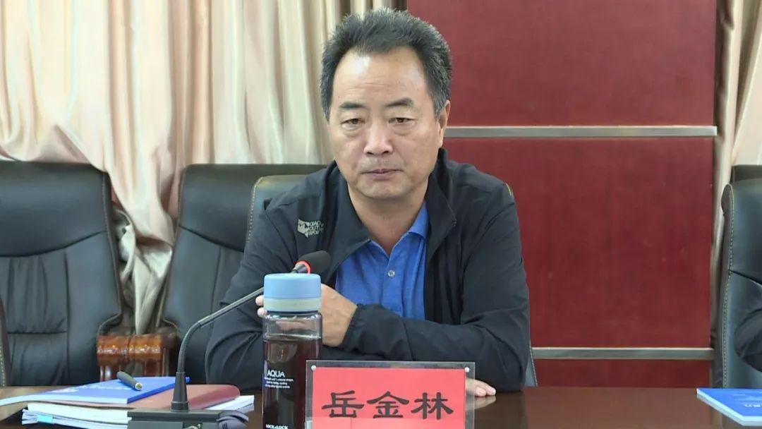 省市人大代表视察我县招商引资和"青企入陇"项目建设工作