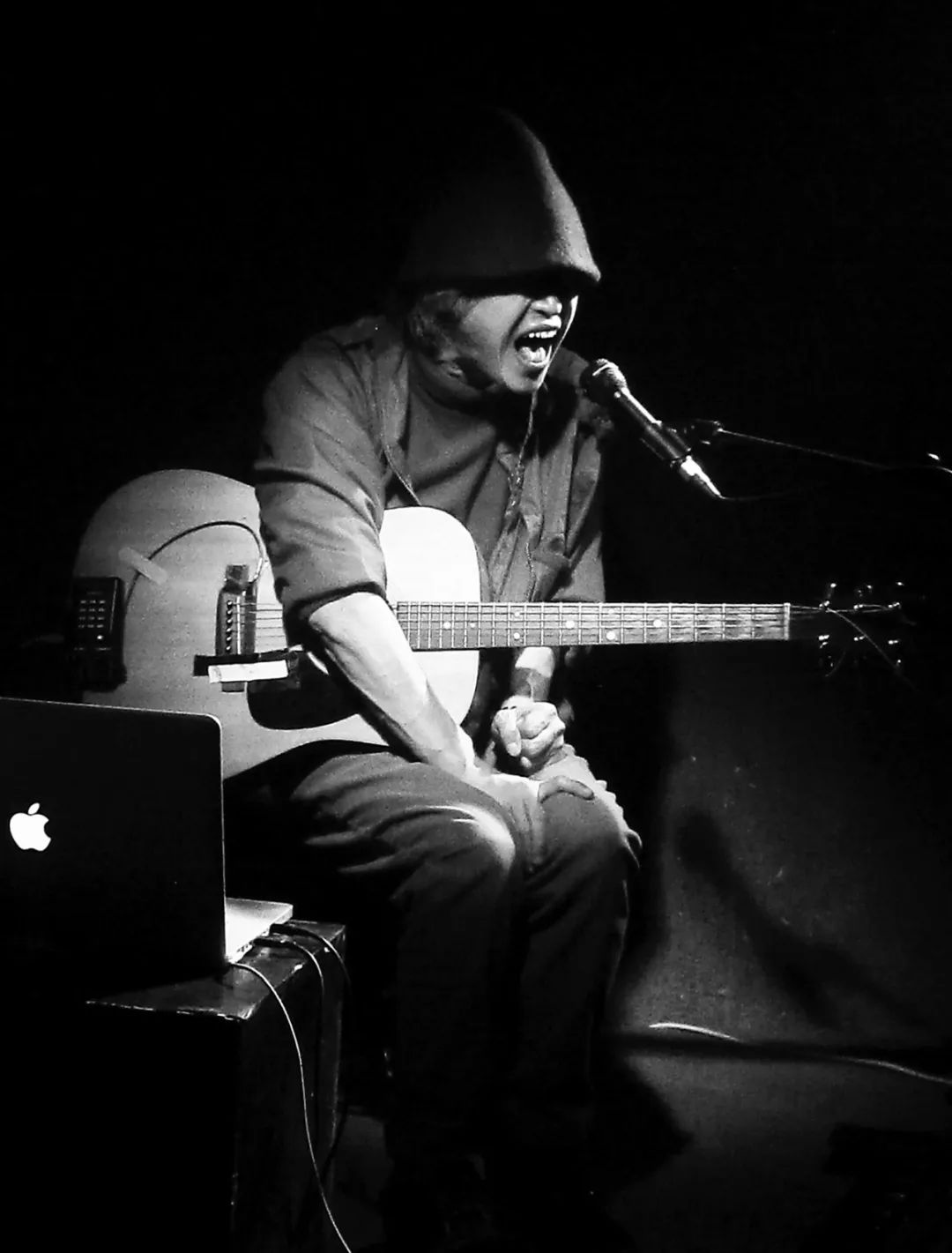 民谣歌手,先锋音乐人,实验音乐制作人小河|音乐人(了解更多导演信息请