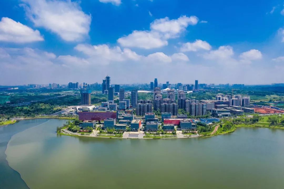 成都五年造一座城市中心天府新区范本三年出炉