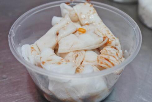 永安最好吃的叉叉粿6旬老夫妻搭档40年米浆磨得嫩做的薄