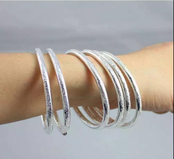 千旗黄金穿金戴银可不只是面子问题还有这些好处