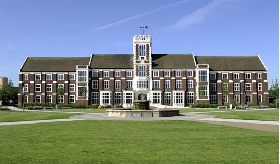 5,单项不低于6拉夫堡大学硕士:总分不低于6,单项不低于5.