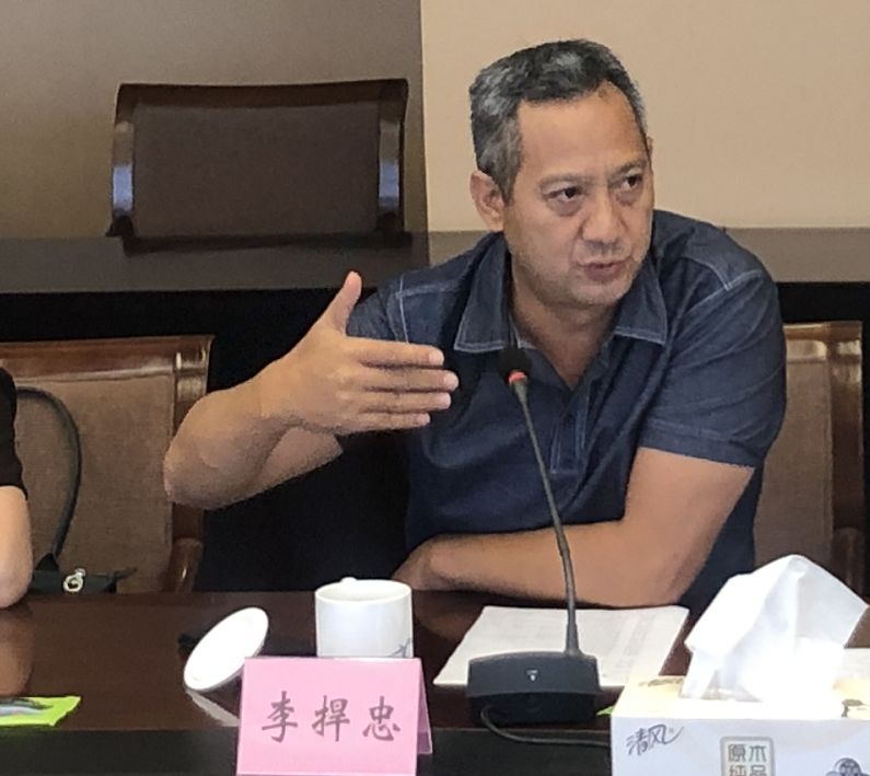 鲁镇一台演艺座谈会于近日召开