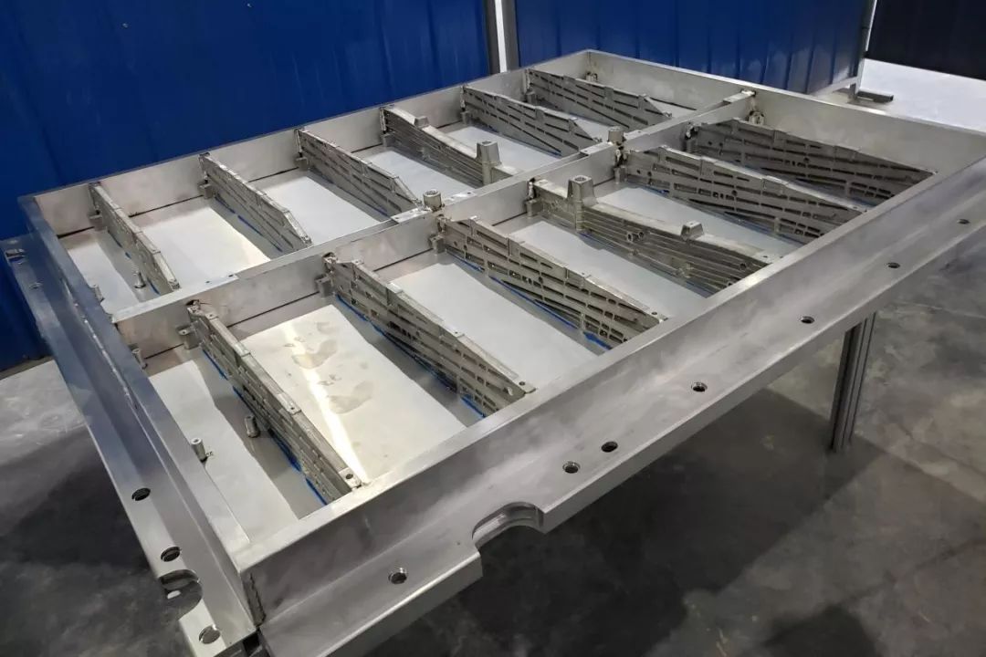 高利用率、未来化、人车分流,探访上汽大众MEB工厂_搜狐汽车_搜狐网