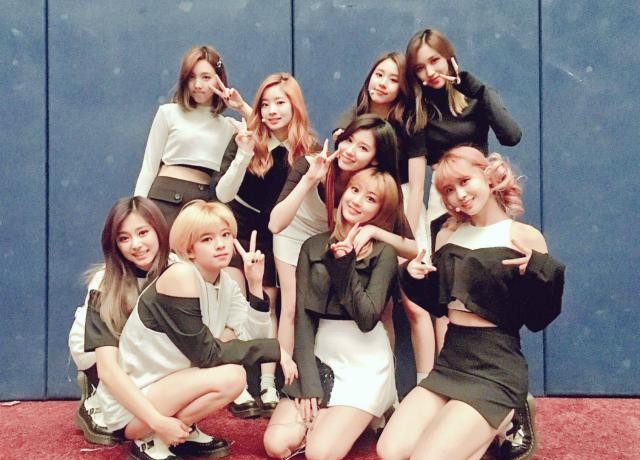 韩国女团发展也在走下坡路看看每一代女团拿的奖项对比明显