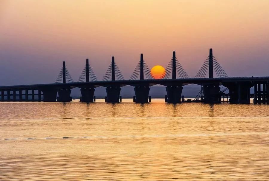 乌海湖大桥世界第一图片