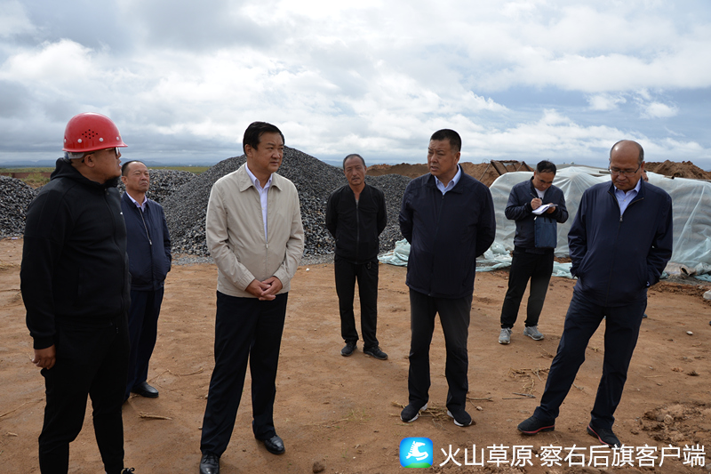 纪全富深入土牧尔台农畜产品加工工业园区调研企业建设运营情况