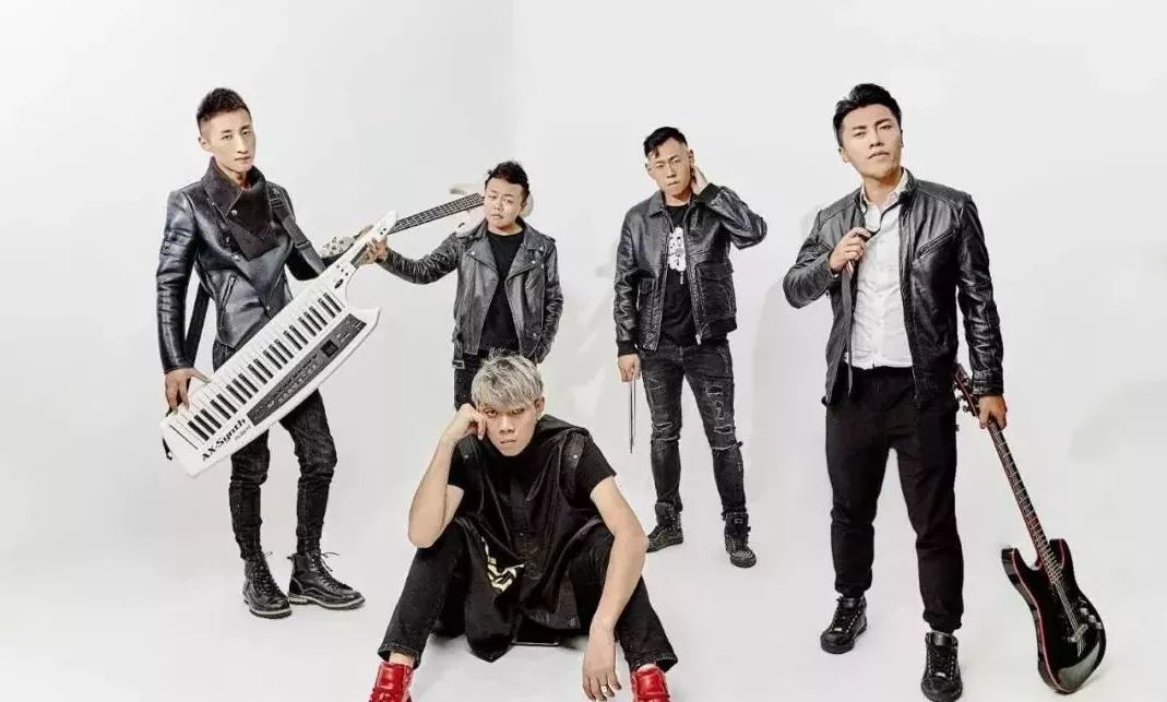 的摇滚乐"为宗旨西安老牌乐队,自成立之初乐队组建于2005年时效乐队