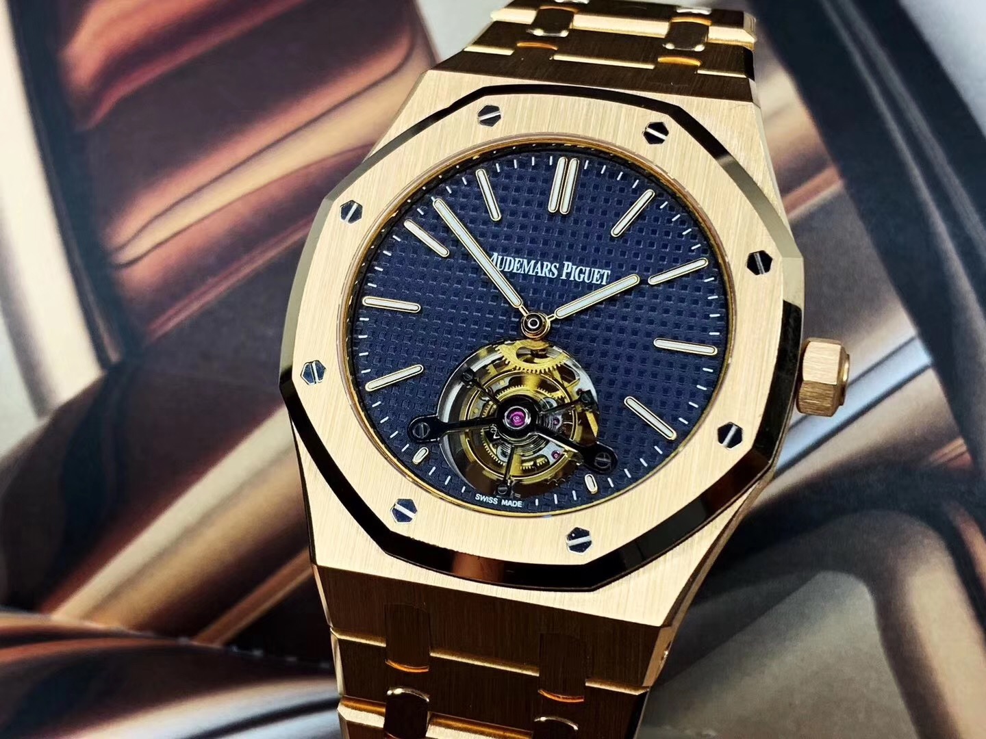 ap爱彼26510or皇家橡树玫瑰金陀飞轮机械全金款腕表全套现货出售