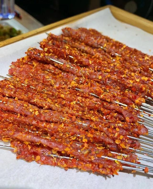 长春这家烧烤店三分熟火候到位是一绝生烤系列下酒也贼拉盖