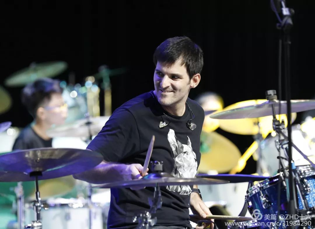 衡水九拍第八届国际鼓手节暨的chris大师演示会圆满落幕