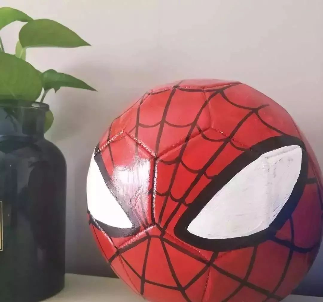 建业桂园新苑 | 周末足球彩绘diy,为建业足球庆生!