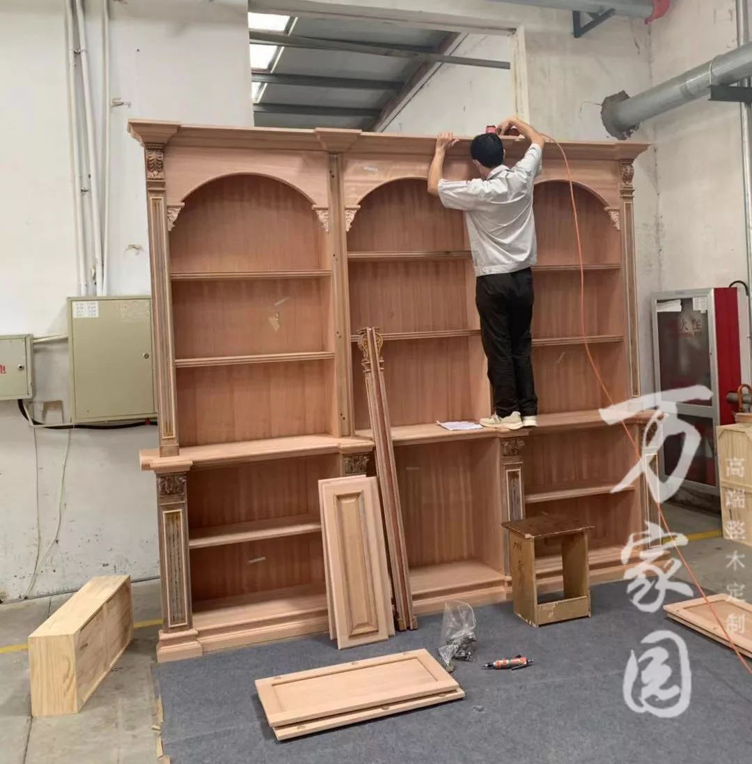 上节组件组装完毕)(组装上节柜体框架)4,组装上节柜体