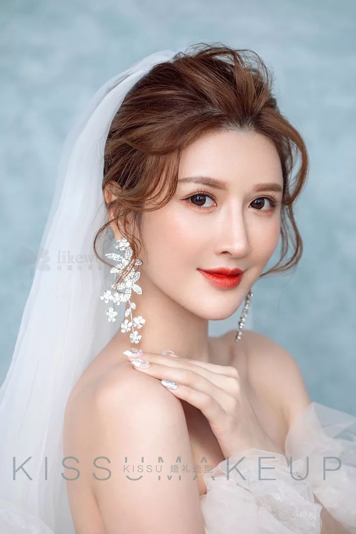 韩式白纱 礼服 中式新娘造型