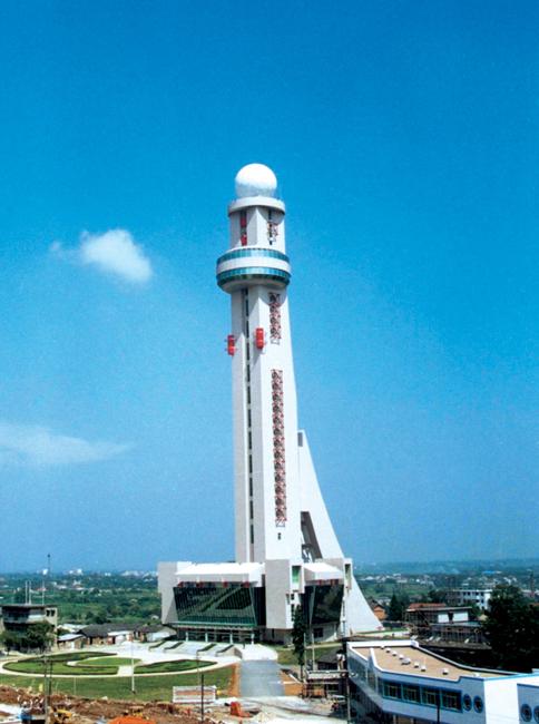 "桑美"影响福建北部沿海开始,温州和福州雷达站就探测到了台风"行踪"