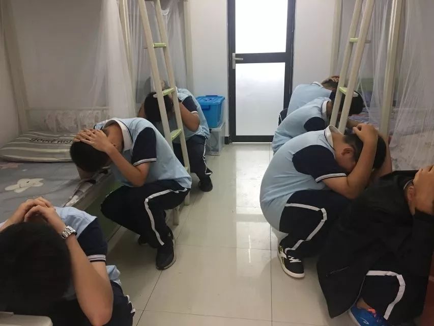 襄阳三中组织2019级新生开展系列安全教育活动