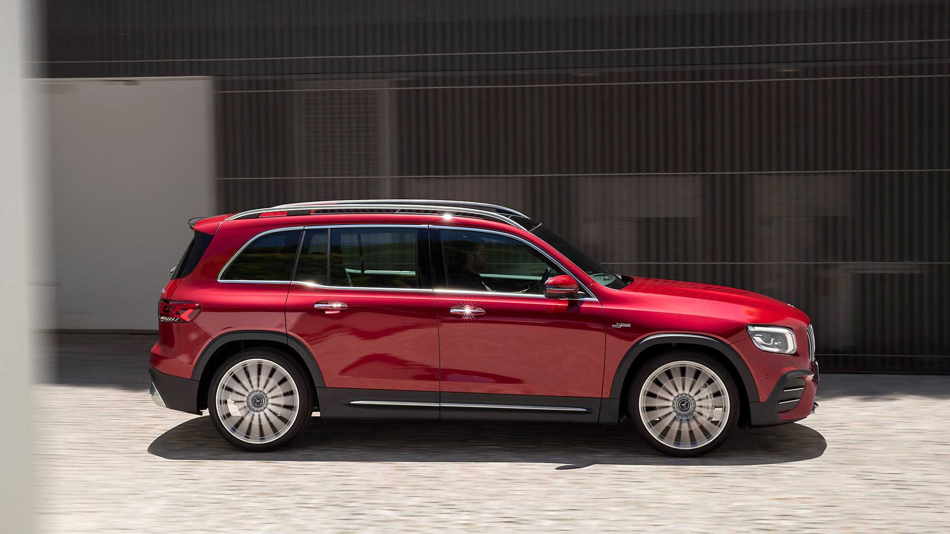 跑得快的7座车奔驰amgglb35官图发布