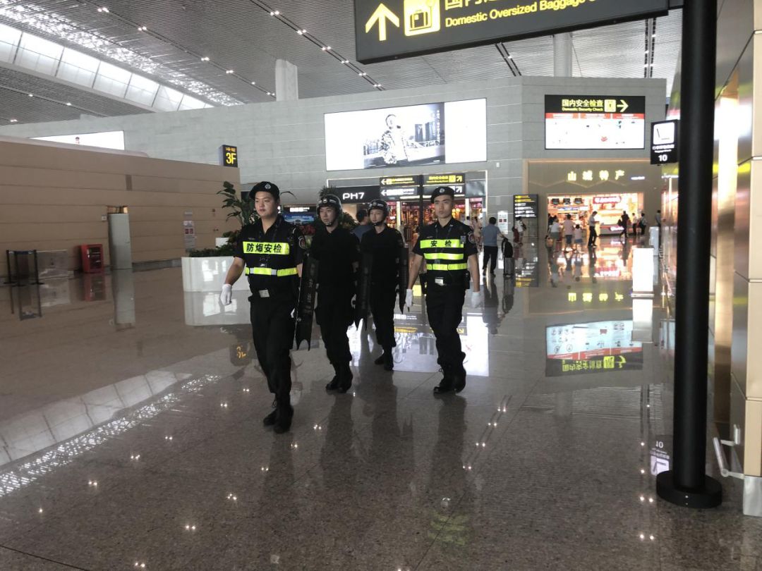 安检动态防爆安检多措并举严守智博会大庆保障安全关