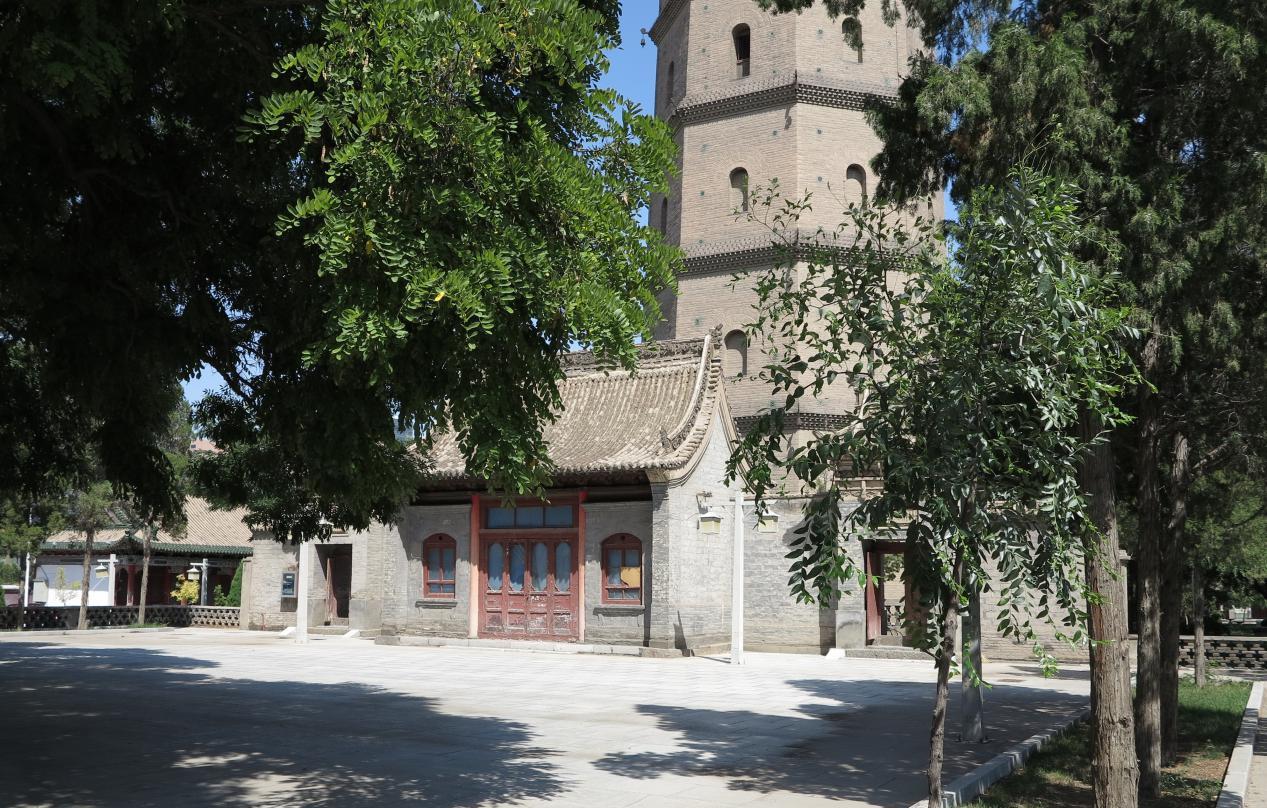 一座塔一座城银川承天寺塔
