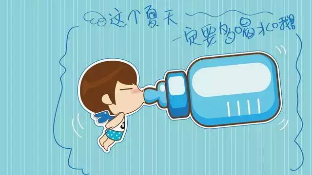 看完惊呆了夏季长期喝冰水反而更容易中暑