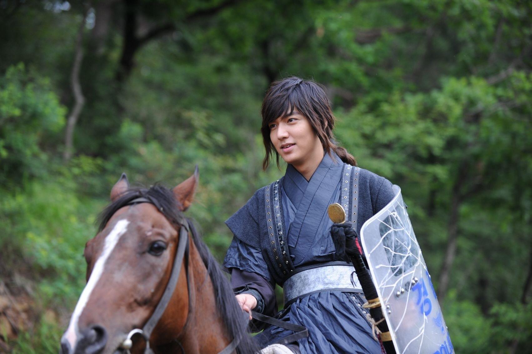 脱脱恩生于害害生于恩大元朝丞相终于被小人的恩情逼死了