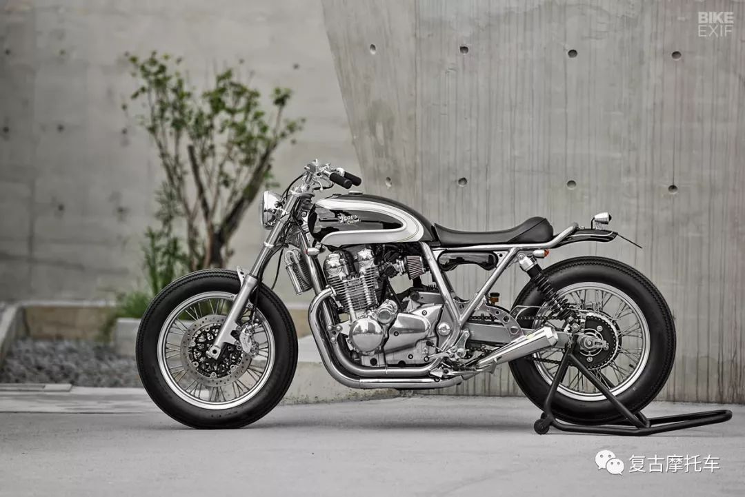 台湾机车改装界的标杆之作hondacb1100ex每日一车