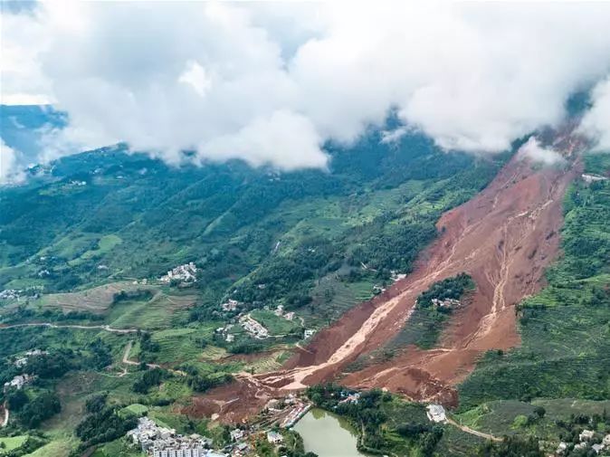 控制矿山泥石流沟谷水土流失的防治对策
