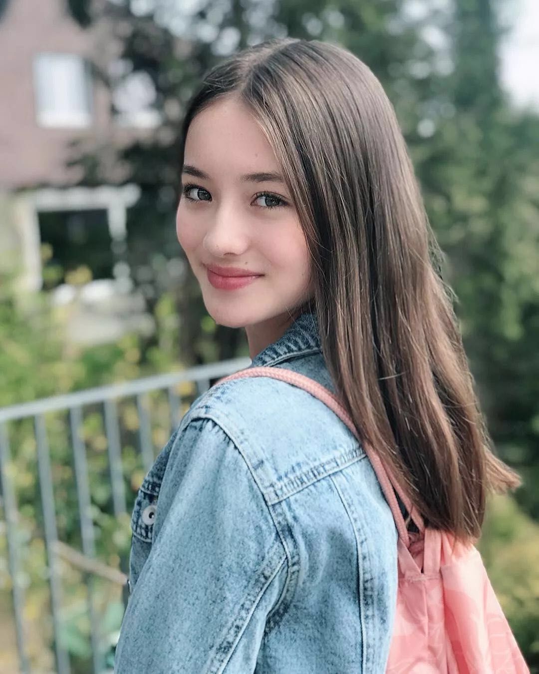 日本13岁混血美女爆红被网友称作真人版萝莉