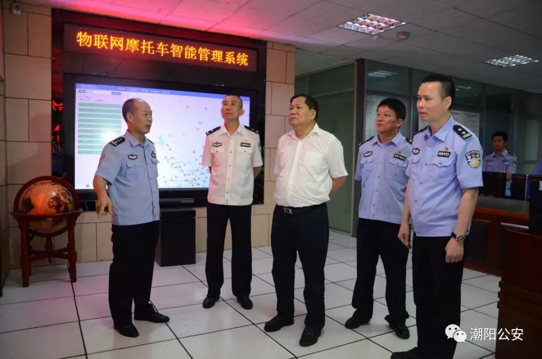 行动期间,副市长,公安局长曾湘澜同志,市公安局党委副书记方志勇同志