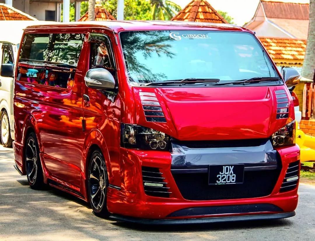 香港及泰国等地还是不少改装车迷的"玩具",形成了一股独特的改装文化