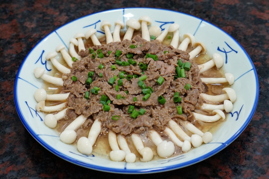 清蒸牛肉,牛肉这种特色做法,肉质嫩,口感香浓,很下饭_手机搜狐网