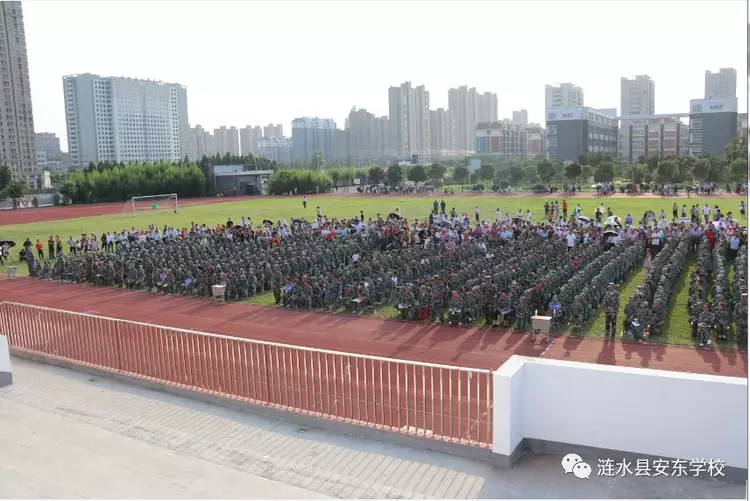 帅气安东学校军训汇演完美落幕