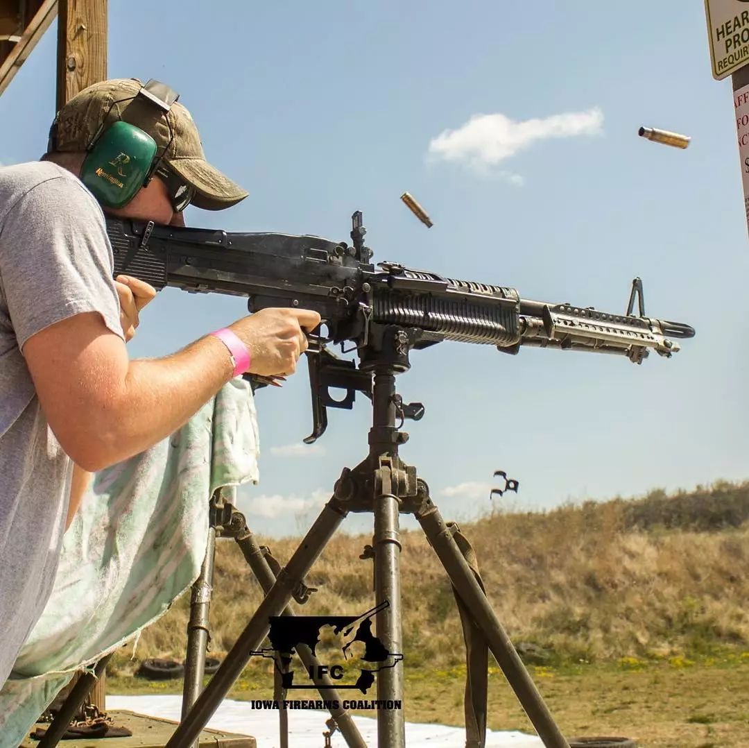 各种机枪大火力谁才是你心中的重火力典范含试射视频