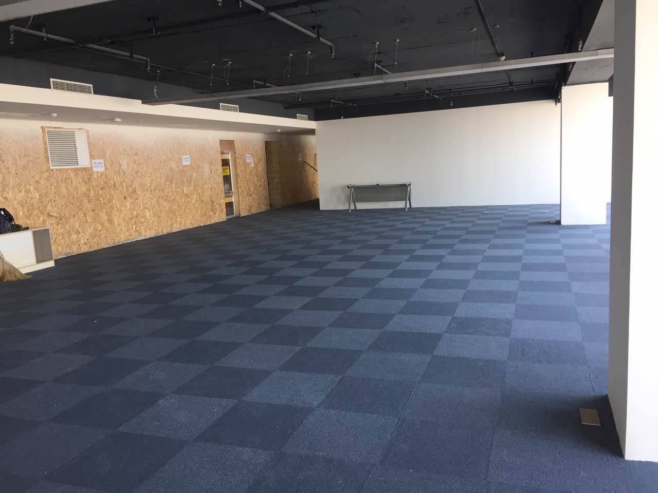 青岛美莱尔办公室耐磨地胶板