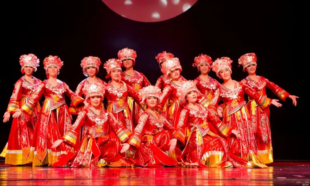 万达广场活动预告文艺演出继续周六青铜器广场不见不散