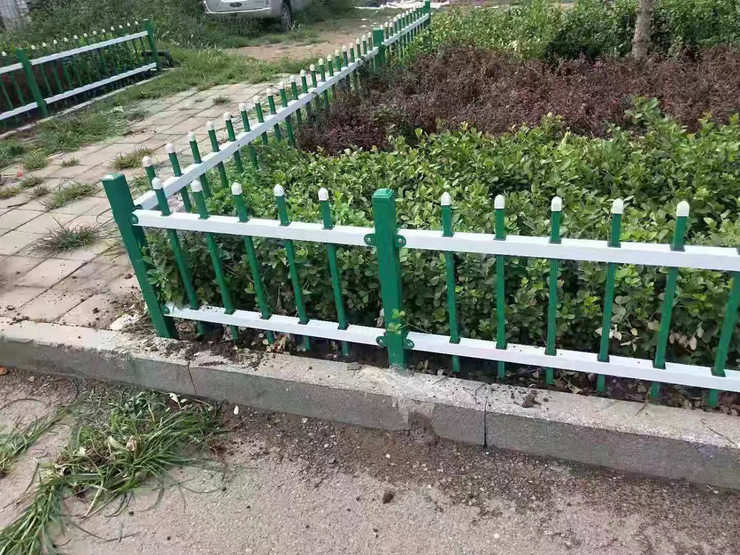 草坪護欄