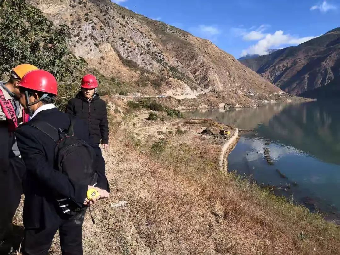 华能乌弄龙电站3号4号机组转轮运输纪实