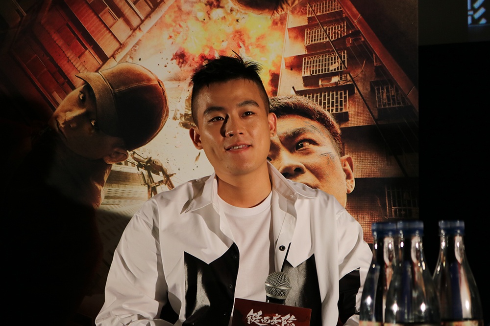 欧豪铤而走险首演反派希望挑战不同角色