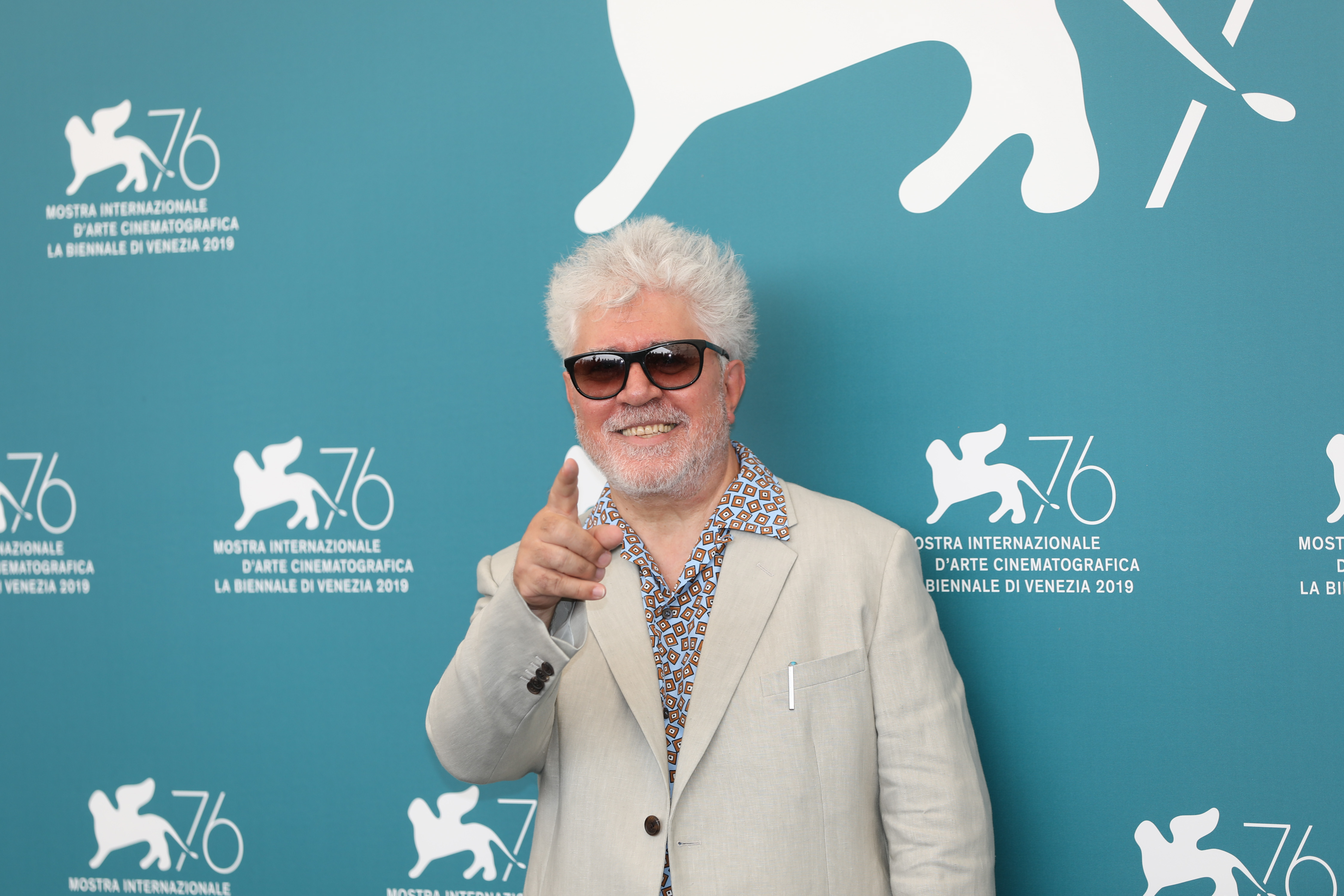 西班牙导演佩德罗阿莫多瓦获得威尼斯电影节终身成就金狮奖