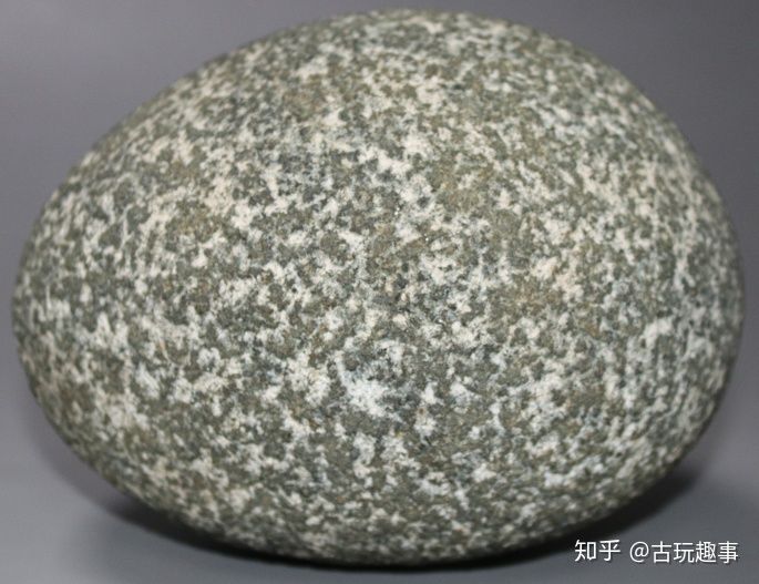 月球陨石交易 陨石拍卖价格如何_玄武岩