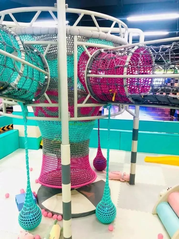 299元抢青浦万达茂卡尔飞车原价424元套餐含蹦床体适能乐园脚踏车沙池