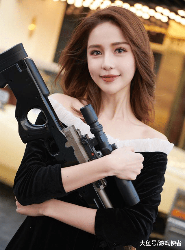 虎牙宝子啊最近小有名气,号称和平精英一姐,作为在很短时间就出名的一