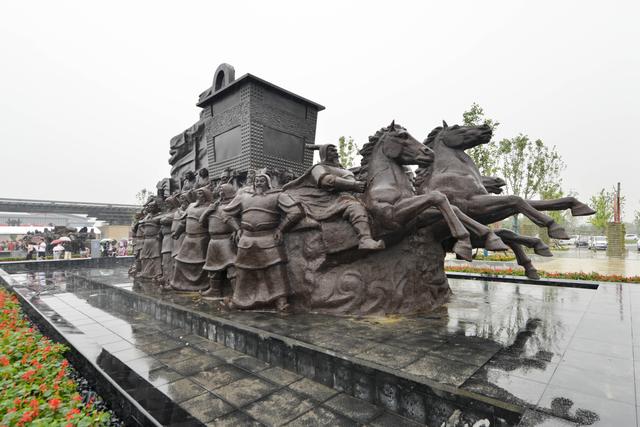 就是中国历史上的科学巨匠,元朝的郭守敬,他就是邢台人郭村人