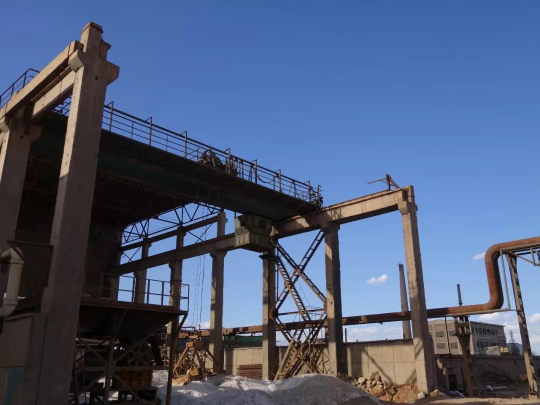 从美国工厂到绝境求生看不同社会制度下制造业如何解决劳资矛盾