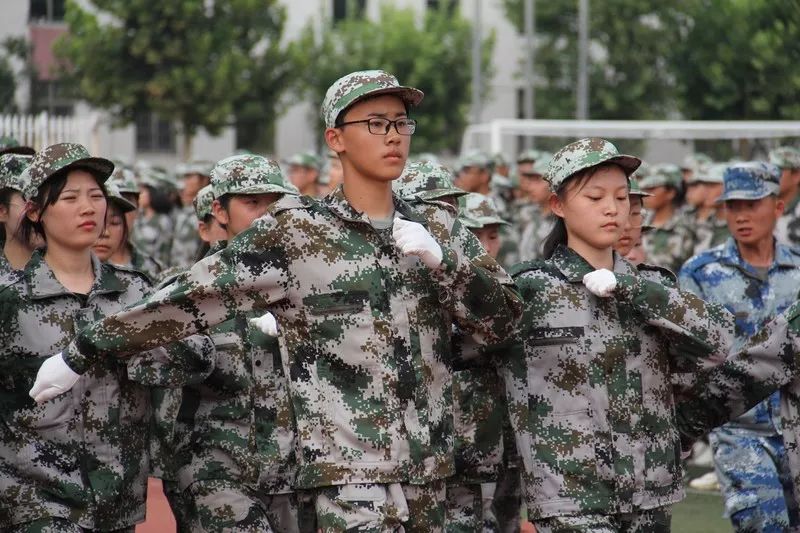 六天快看莒县一中新兵训练营发生的故事