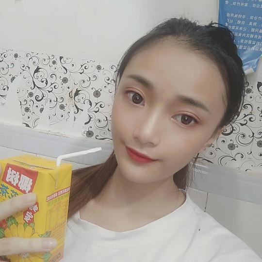 美女主播小姐姐们自拍个个都很漂亮